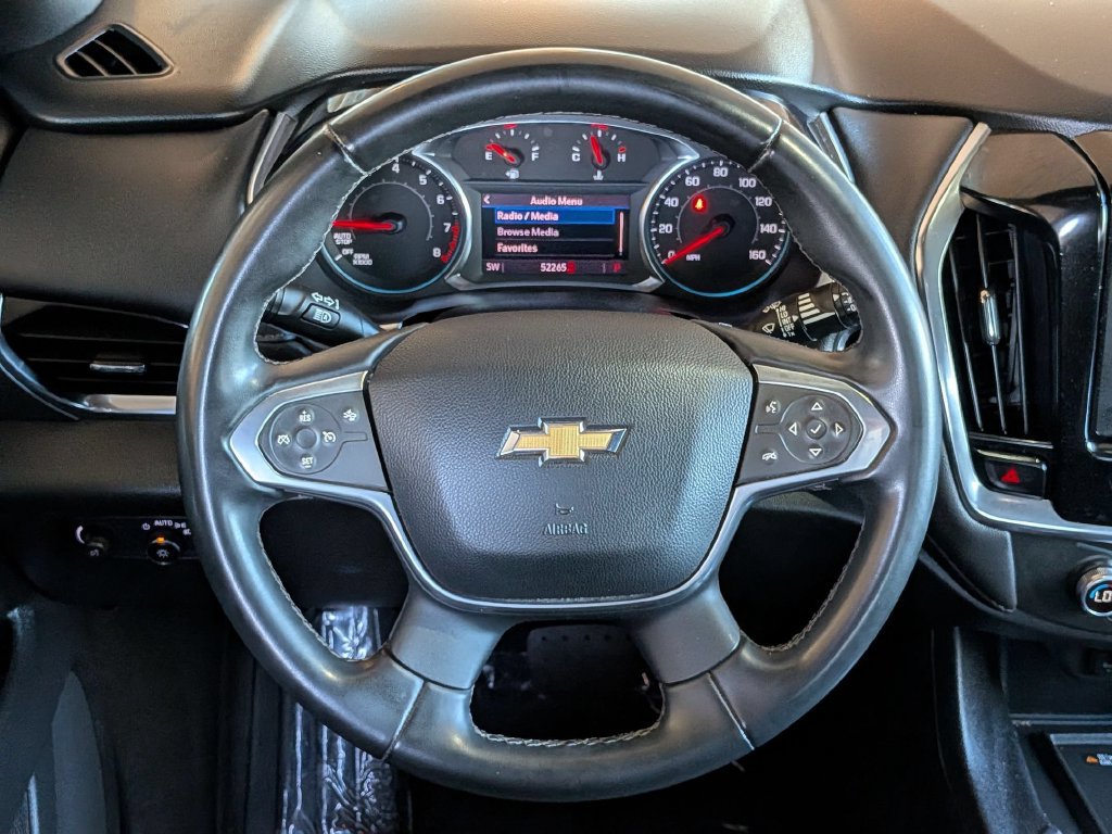 Used 2023 Chevrolet Traverse LT AWD/4WD image 19