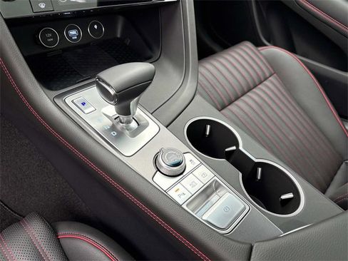 Used 2025 Genesis G70 2.5T w/ Sport Prestige Package image 52