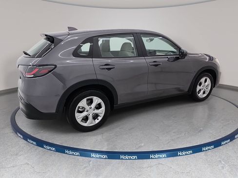 Used 2025 Honda HR-V LX image 6