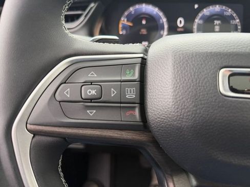 New 2026 Jeep Grand Cherokee L Limited AWD/4WD image 19