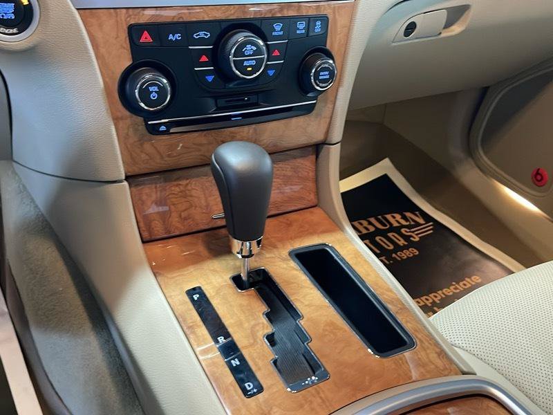 Used 2014 Chrysler 300 C w/ Beats Audio Group AWD/4WD image 36