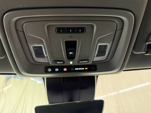 Used 2023 Chevrolet Silverado 1500 LTZ w/ Technology Package image 35