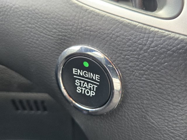 Used 2024 Ford Edge SE w/ Black Appearance Package AWD/4WD image 24