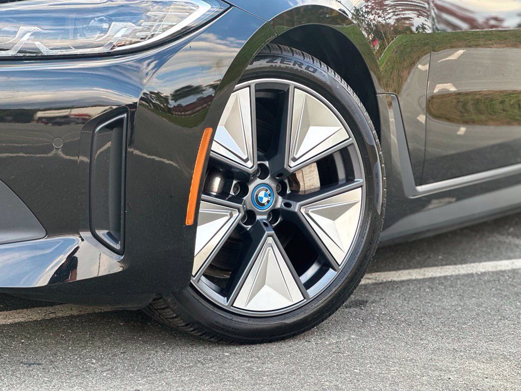 Certified 2024 BMW i4 xDrive40i w/ Convenience Package AWD/4WD image 2
