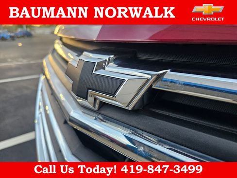 Used 2020 Chevrolet Equinox Premier image 11