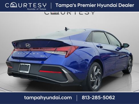 Certified 2025 Hyundai Elantra Sport image 3