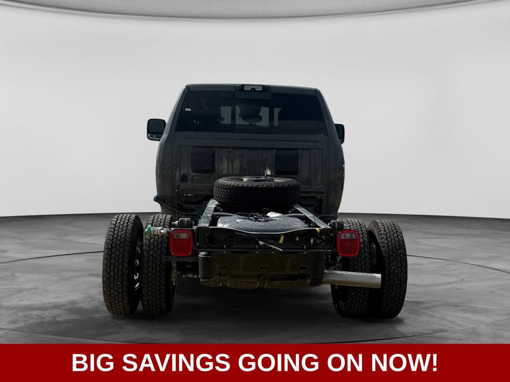 New 2027 RAM 3500 Big Horn AWD/4WD image 7