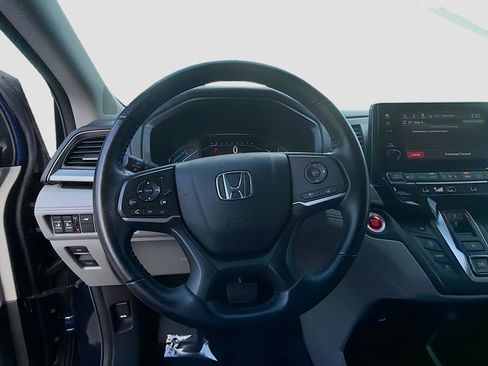 Certified 2023 Honda Odyssey EX-L image 10