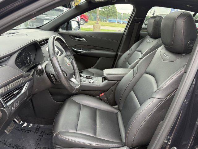 Used 2023 Cadillac XT4 Sport w/ Cold Weather Package AWD/4WD image 7