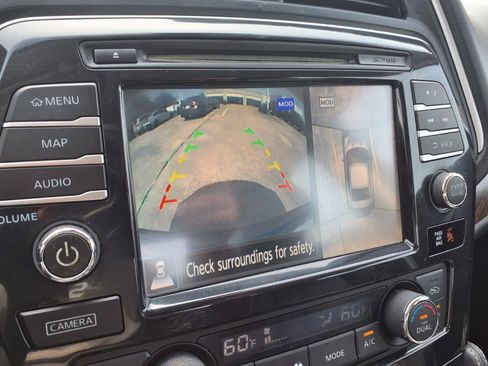 Used 2017 Nissan Maxima Platinum w/ Medallion Package FWD image 20
