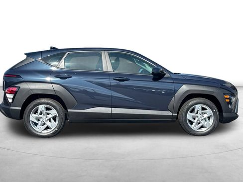 New 2027 Hyundai Kona SE FWD image 7