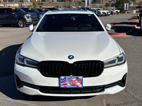 Used 2023 BMW 530e xDrive 530e iPerformance image 9