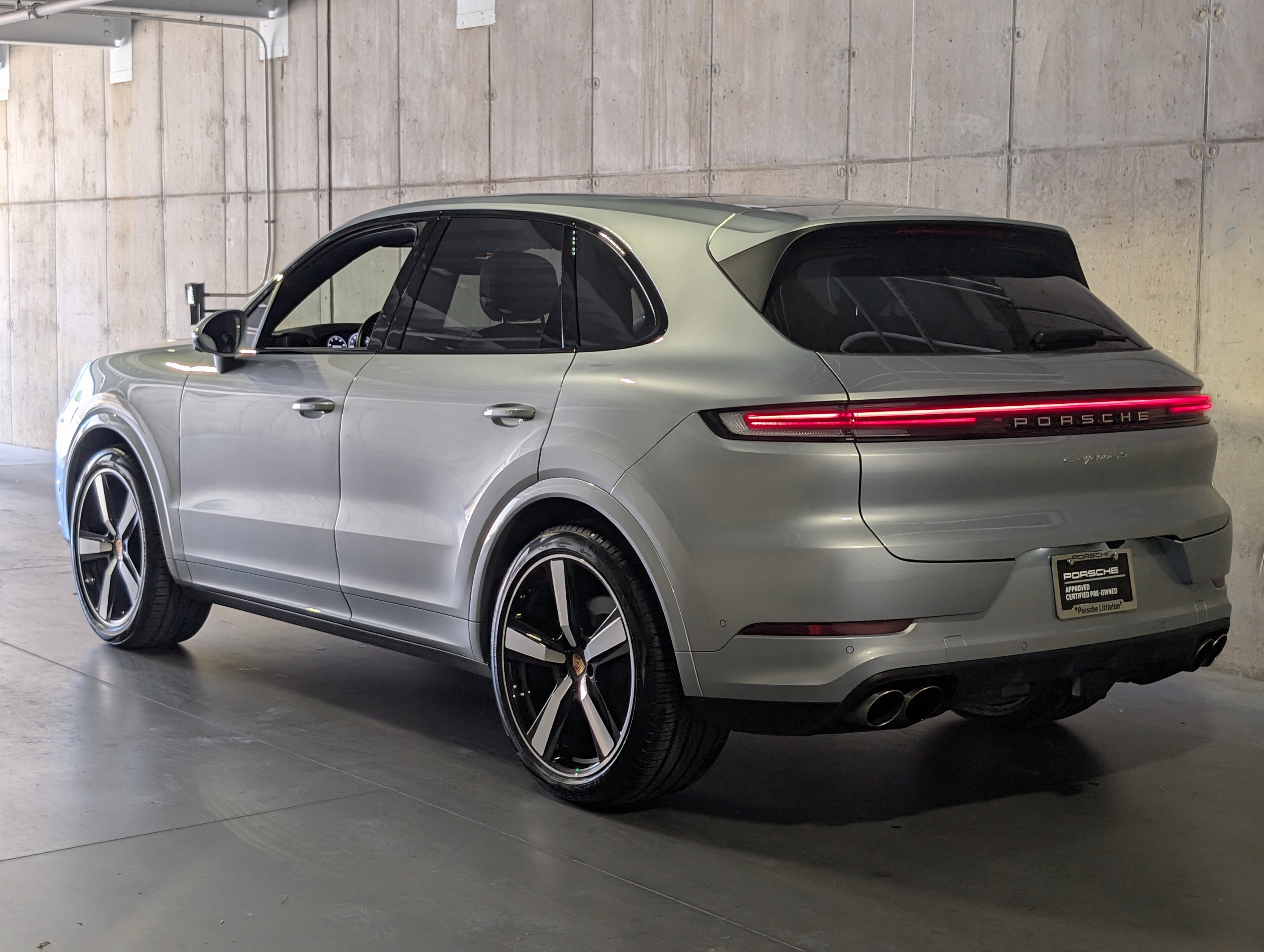 Certified 2025 Porsche Cayenne S AWD/4WD image 42