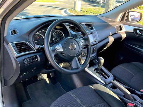 Used 2018 Nissan Sentra S image 18