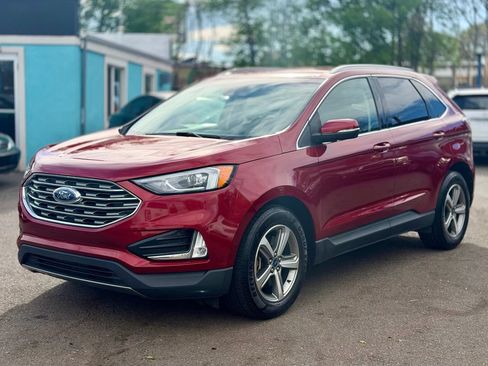 Used 2019 Ford Edge SEL w/ Equipment Group 201A AWD/4WD image 4