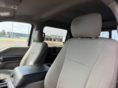 Used 2017 Ford F150 XLT w/ Equipment Group 302A Luxury AWD/4WD image 14