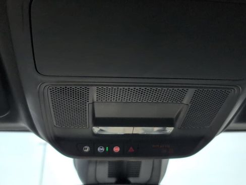 Used 2025 GMC Terrain Elevation image 33