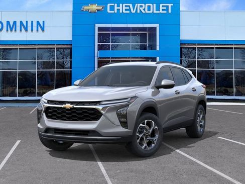 New 2026 Chevrolet Trax LT w/ LT Convenience Package FWD image 7