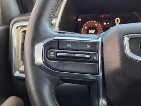 Used 2023 GMC Canyon Denali image 20