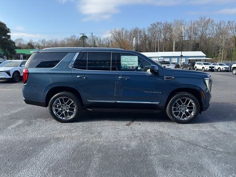 New 2026 GMC Yukon Elevation image 6
