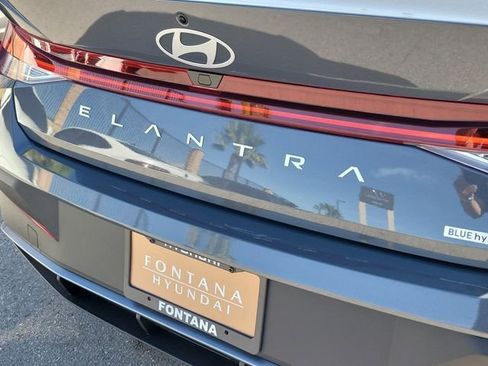 New 2026 Hyundai Elantra Blue image 21