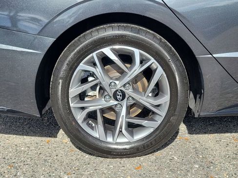 Used 2023 Hyundai Sonata SEL w/ Cargo Package image 6