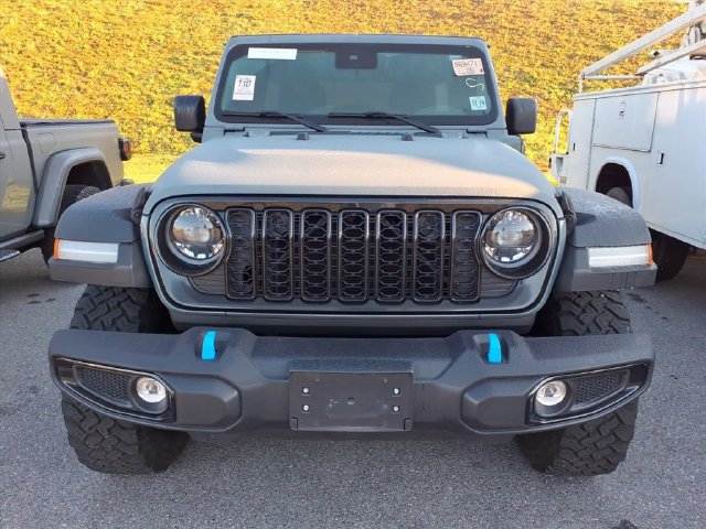 Used 2024 Jeep Wrangler Unlimited AWD/4WD image 11