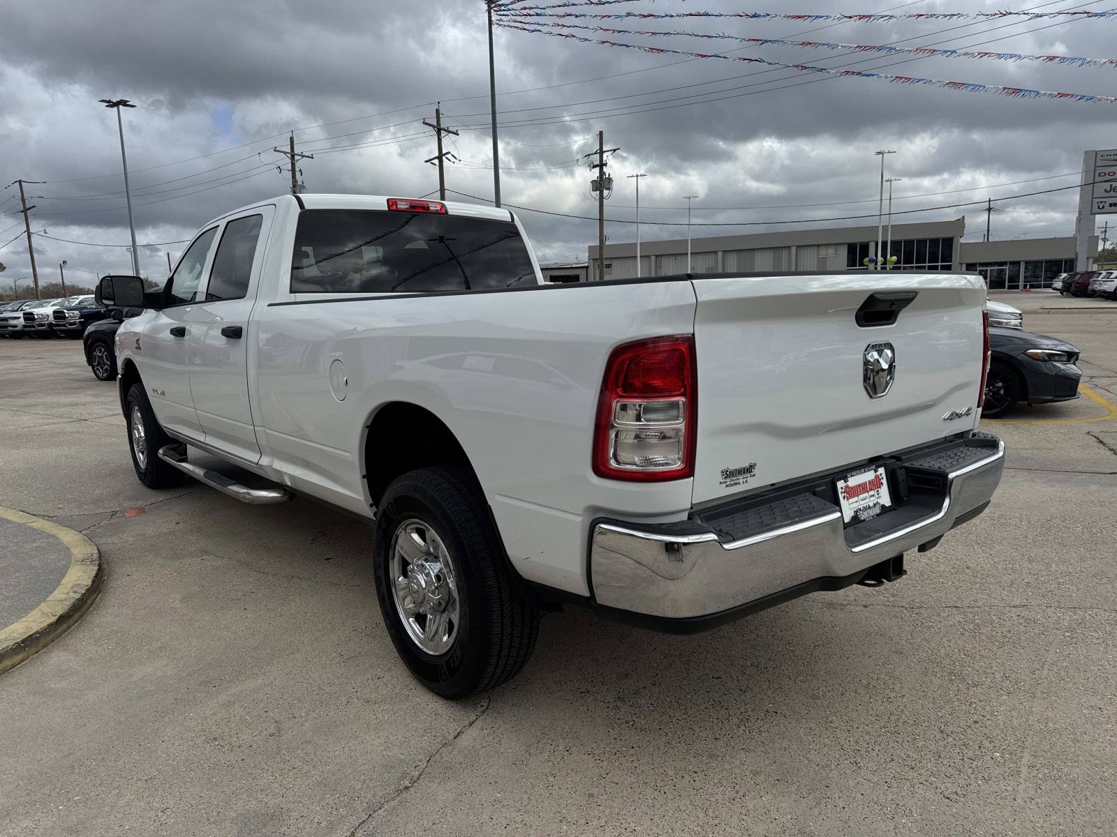 Used 2021 RAM 2500 Tradesman w/ Chrome Appearance Group AWD/4WD image 5