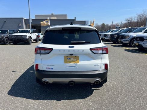 Used 2022 Ford Escape Titanium w/ Titanium Elite Package image 4