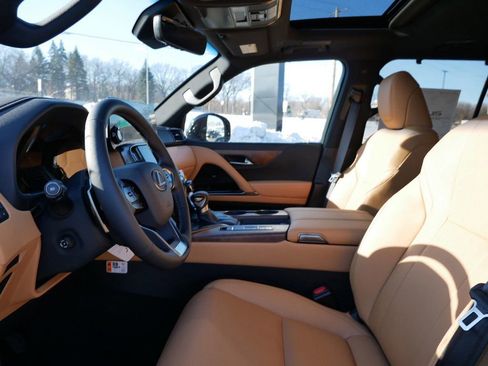 New 2026 Lexus LX 600 4WD w/ Premium Package image 9