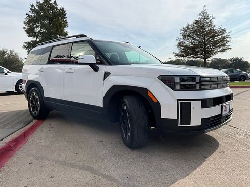 Used 2025 Hyundai Santa Fe SEL image 5