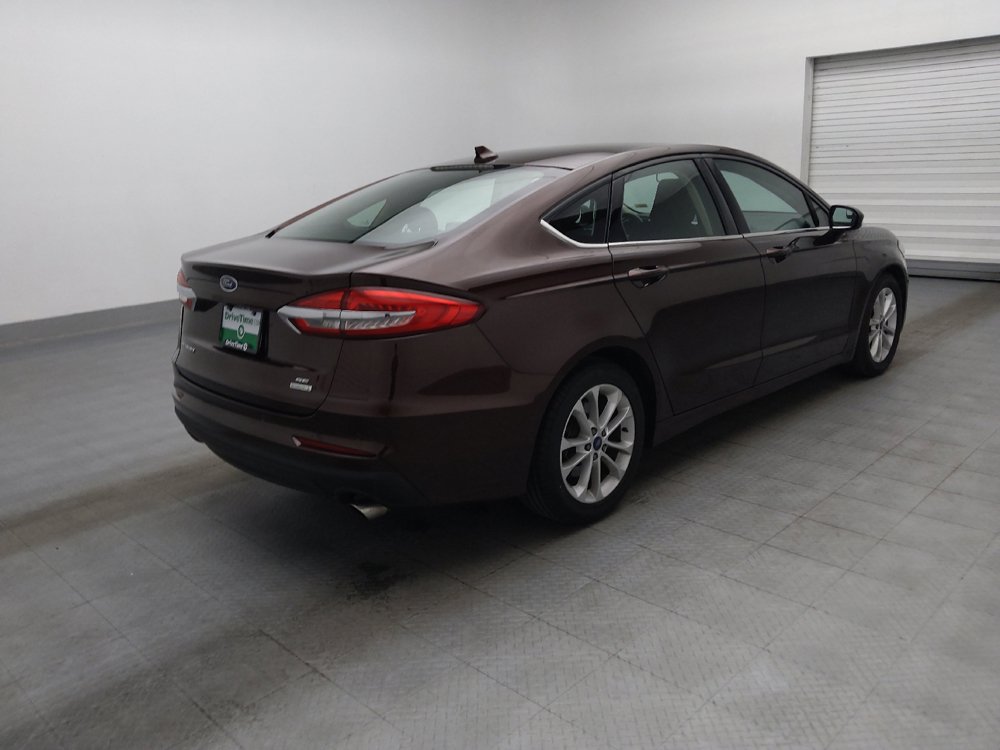 Used 2019 Ford Fusion SE FWD image 10