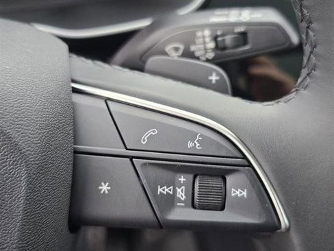 New 2025 Audi Q3 2.0T Premium image 24