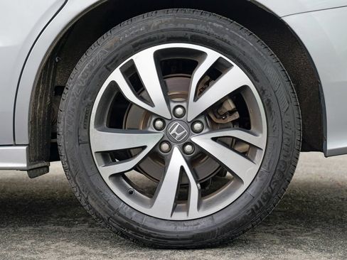 Used 2023 Honda Odyssey Touring image 14