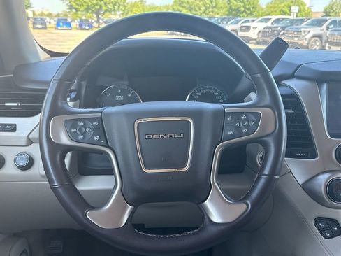 Used 2019 GMC Yukon Denali AWD/4WD image 14