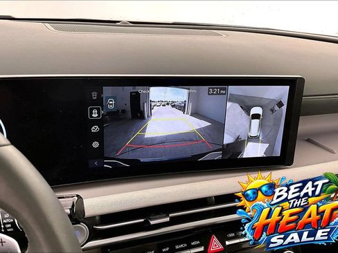 Used 2025 Hyundai Tucson Limited FWD image 28