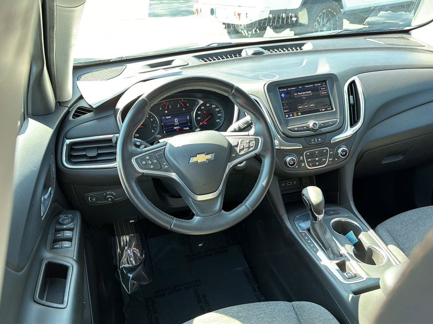 Used 2022 Chevrolet Equinox LT FWD image 18