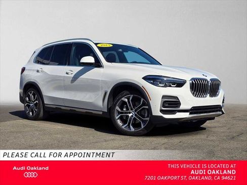 Used 2023 BMW X5 xDrive40i w/ Parking Assistance Package AWD/4WD image 1