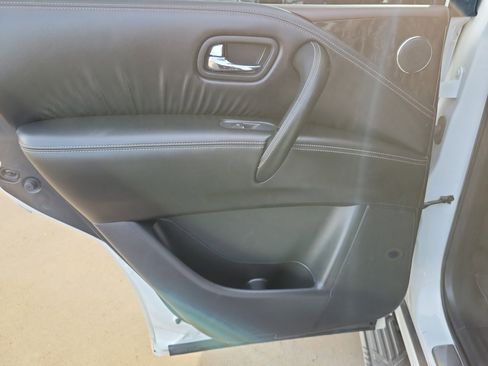 Used 2022 Nissan Armada Platinum w/ Captain's Chairs Package image 15