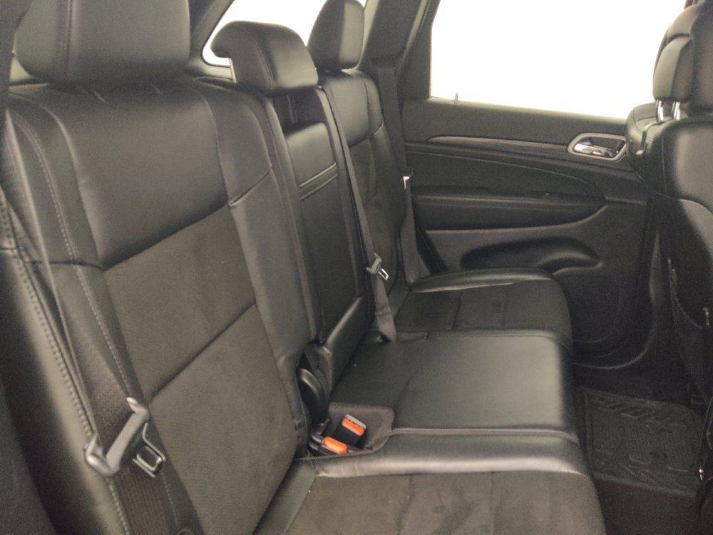 Used 2020 Jeep Grand Cherokee Altitude RWD image 19