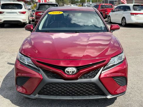 Used 2018 Toyota Camry SE w/ Convenience Package image 12