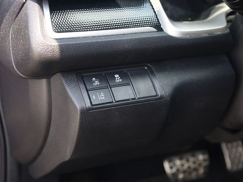 Used 2020 Honda Civic Sport image 12