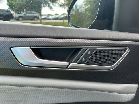 Used 2024 Volkswagen Atlas Peak Edition SEL image 12