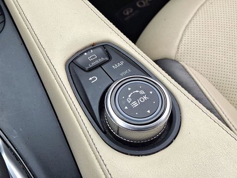 Used 2021 INFINITI QX50 Essential w/ Convenience Package image 24