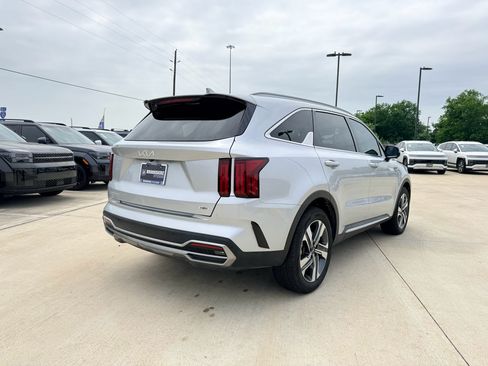Used 2023 Kia Sorento SX Prestige AWD/4WD image 5