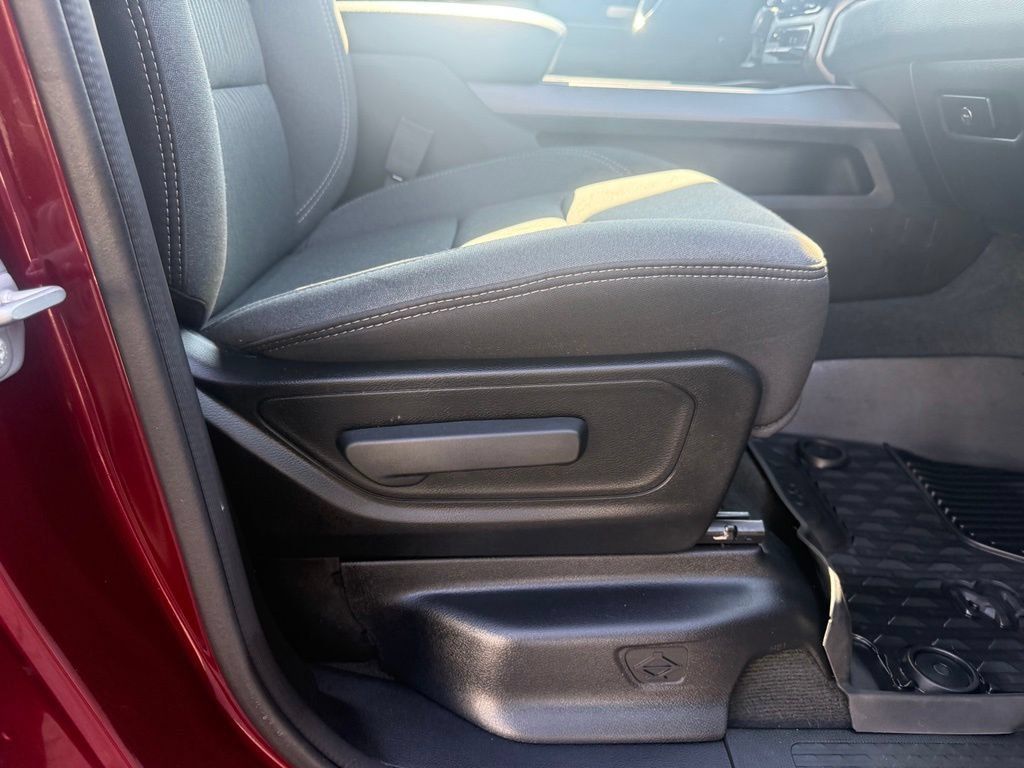Used 2023 RAM 1500 Big Horn AWD/4WD image 60