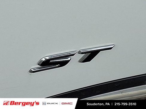 New 2026 Buick Envision Sport Touring image 24