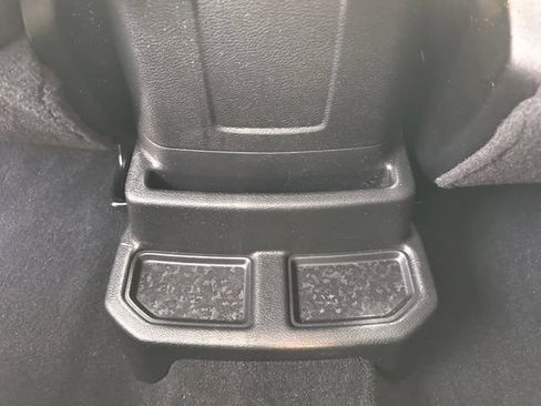 Used 2024 Jeep Wrangler Unlimited AWD/4WD image 29