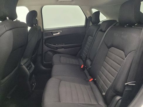 Used 2017 Ford Edge SEL FWD image 18