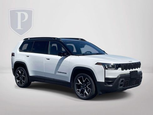 New 2026 Jeep Cherokee Overland w/ Advanced Pro Tech Group AWD/4WD image 2